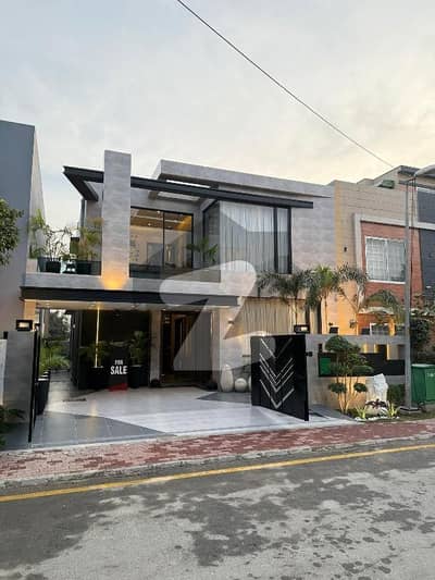 House For sale In Beautiful Lake City Meadows Phase 1 - Block A