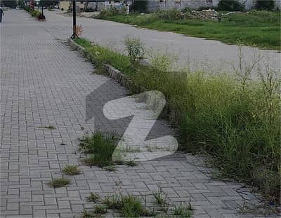 I-10 Main Road Building with Big Parking area Plot Size 4 Kanal with 2 Kanal Extra Land Total 6 Kanal area For Sale