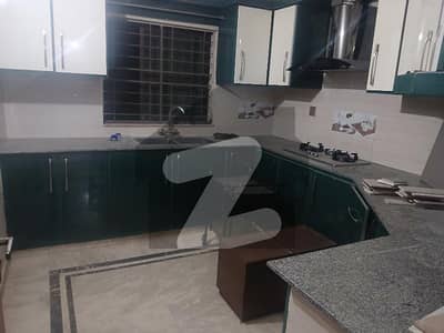 Centrally Located Upper Portion Available In Al-Amin Housing Society For Rent