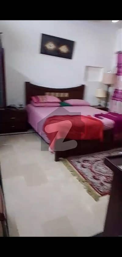 سیٹیلائیٹ ٹاؤن - بلاک ایف سیٹیلائیٹ ٹاؤن,راولپنڈی میں 3 کمروں کا 12 مرلہ زیریں پورشن 1.3 لاکھ میں کرایہ پر دستیاب ہے۔