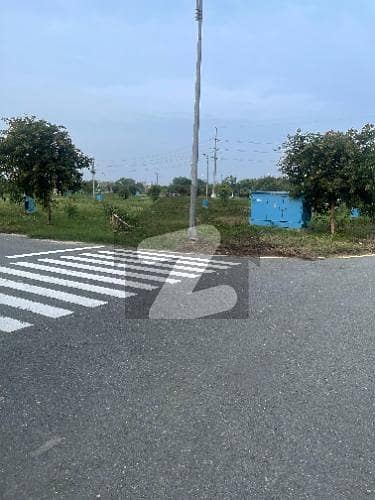 ڈی ایچ اے 9 ٹاؤن ڈیفنس (ڈی ایچ اے),لاہور میں 5 مرلہ رہائشی پلاٹ 89.0 لاکھ میں برائے فروخت۔