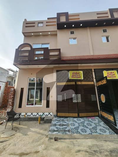 شاداب گارڈن لاہور میں 3 کمروں کا 3 مرلہ مکان 1.35 کروڑ میں برائے فروخت۔