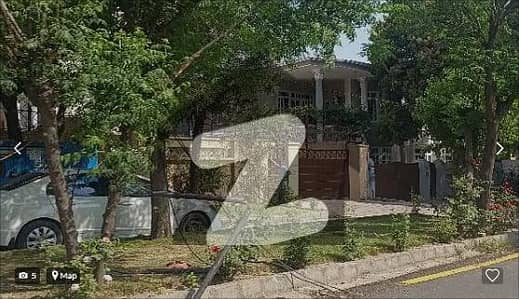 ای ۔ 7 اسلام آباد میں 1 کنال صنعتی زمین 30.0 کروڑ میں برائے فروخت۔