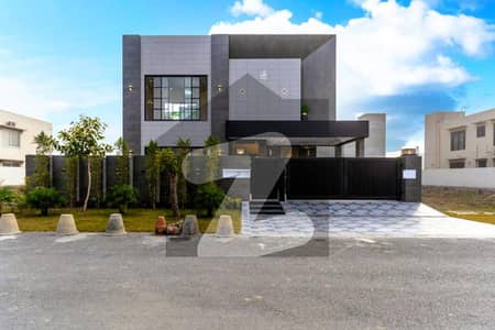 ڈی ایچ اے فیز 7 ڈیفنس (ڈی ایچ اے),لاہور میں 5 کمروں کا 1 کنال مکان 5.65 کروڑ میں برائے فروخت۔