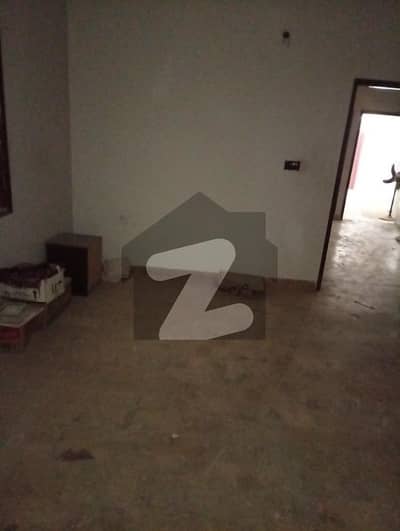 الفلاح سوسائٹی شاہ فیصل ٹاؤن,کراچی میں 5 کمروں کا 8 مرلہ مکان 90.0 ہزار میں کرایہ پر دستیاب ہے۔