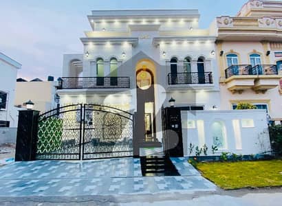 Phase 2 Block C 10 Marla Ultra modern House for sale