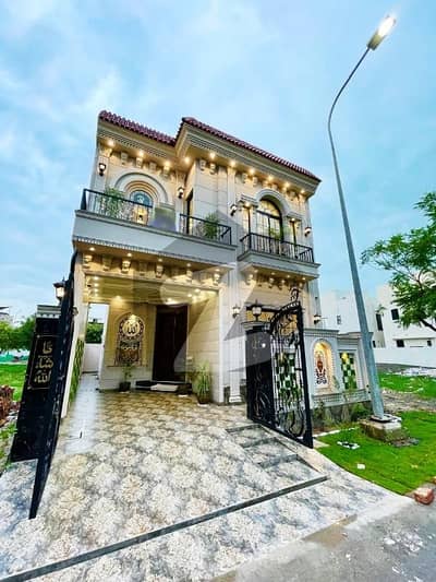 orignal picture levish luxuary house brand new