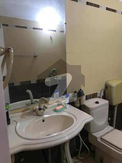 1 Kanal Upper Portion 2 Bedroom Available For Rent