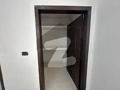 3 Bed Apartment , 4 bathrooms, Servant room with bathroom , Almost new condition, Askari Tower 1 DHA 2 Islamabad