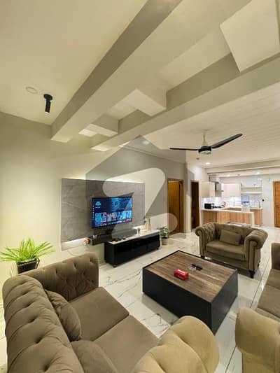 1 Bed Luxury Furnished Apartment Available For Rent At A Prime Location In Gulberg Green