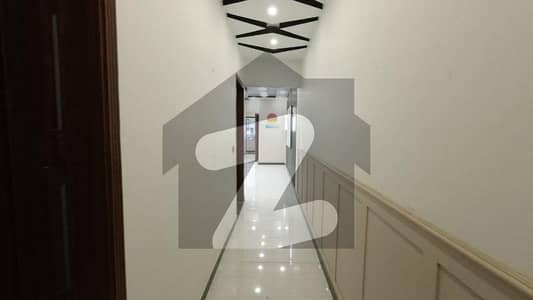 Prime Location In PECHS Block 6 Of Karachi, A 2500 Square Feet Upper Portion Is Available