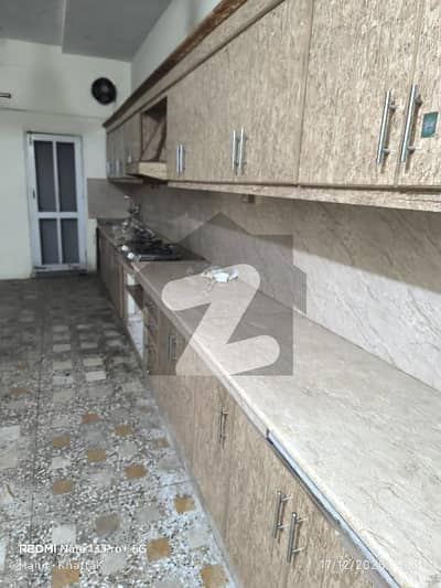 جی ۔ 10 اسلام آباد میں 4 کمروں کا 14 مرلہ مکان 1.2 لاکھ میں کرایہ پر دستیاب ہے۔