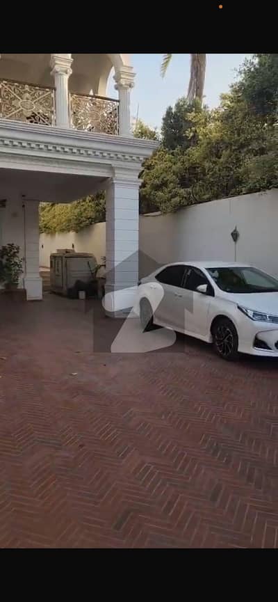 ڈی ایچ اے فیز 5 ڈی ایچ اے ڈیفینس,کراچی میں 8 کمروں کا 2 کنال مکان 9.0 لاکھ میں کرایہ پر دستیاب ہے۔