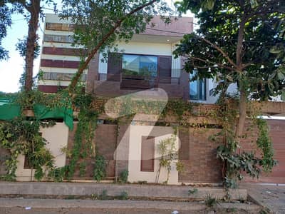 ڈی ایچ اے فیز 6 ڈی ایچ اے ڈیفینس,کراچی میں 5 کمروں کا 1 کنال مکان 6.0 لاکھ میں کرایہ پر دستیاب ہے۔