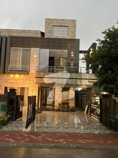 Urgent 10 Marla Brand New Luxury Modern House For Sale In Bahria Town Lahore Section C