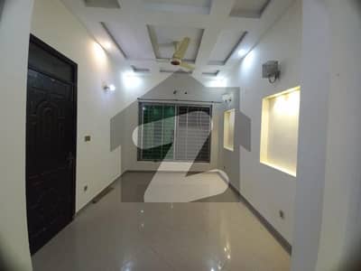 5 Marla Lower Portion Available In Johar Town J2 Block Silent Office Used