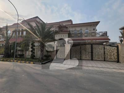 Immediate Possession 5 Marla Plot in Secure Gated Community