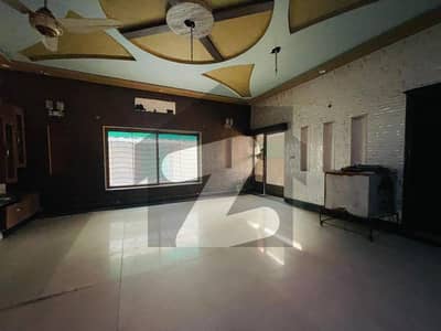 1 KANAL 5 BEDS HOUSE FOR FAMILY And office 4 BEDS ATTACHED BATH dd TVL KITCHEN 1 KANAL 5 BEDS HOUSE FOR FAMILY And office 4 BEDS ATTACHED BATH dd TVL KITCHEN