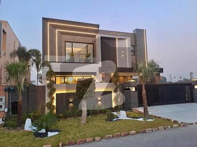 ڈی ایچ اے فیز 6 - بلاک این فیز 6,ڈیفنس (ڈی ایچ اے),لاہور میں 5 کمروں کا 1 کنال مکان 9.25 کروڑ میں برائے فروخت۔