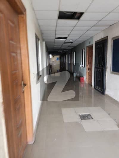 جوبلی ٹاؤن لاہور میں 1 کمرے کا 2 مرلہ فلیٹ 22.0 ہزار میں کرایہ پر دستیاب ہے۔