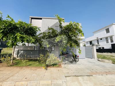 بحریہ ٹاؤن فیز 8 ۔ بلاک ای بحریہ ٹاؤن فیز 8,بحریہ ٹاؤن راولپنڈی,راولپنڈی میں 5 کمروں کا 10 مرلہ مکان 1.2 لاکھ میں کرایہ پر دستیاب ہے۔