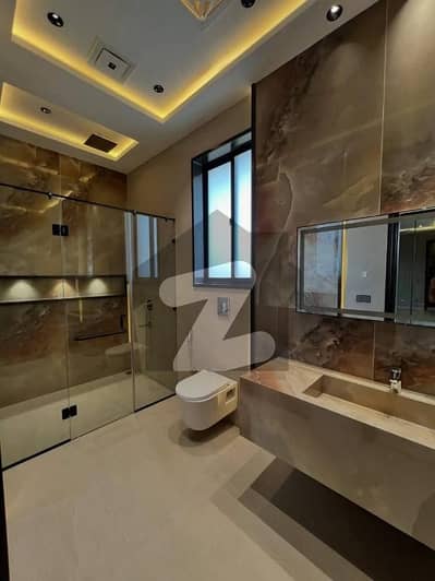 ڈی ایچ اے فیز 6 ڈیفنس (ڈی ایچ اے),لاہور میں 3 کمروں کا 2 کنال بالائی پورشن 1.65 لاکھ میں کرایہ پر دستیاب ہے۔ ڈی ایچ اے فیز 6 ڈیفنس (ڈی ایچ اے),لاہور میں 3 کمروں کا 2 کنال بالائی پورشن 1.65 لاکھ میں کرایہ پر دستیاب ہے۔