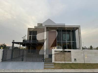 ڈی ایچ اے ڈیفینس فیز 2 ڈی ایچ اے ڈیفینس,اسلام آباد میں 5 کمروں کا 1 کنال مکان 15.8 کروڑ میں برائے فروخت۔