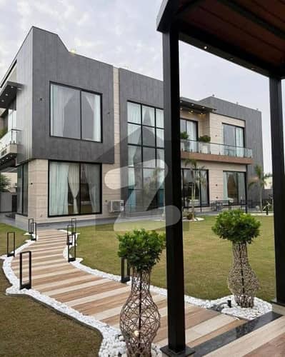 ڈی ایچ اے فیز 6 ڈیفنس (ڈی ایچ اے),لاہور میں 5 کمروں کا 2 کنال مکان 30.75 کروڑ میں برائے فروخت۔