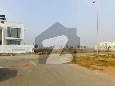 DHA Phase 7 Block Y mein 12-Marla corner Facing One Kanal plot farokht ke liye dastiyab hai. Plot No. 3673 prime location DHA Phase 7 Block Y mein 12-Marla corner Facing One Kanal plot farokht ke liye dastiyab hai. Plot No. 3673 prime location