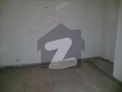 WELL MAINTAINED APARTMENT IS AVAILABLE FOR SALE