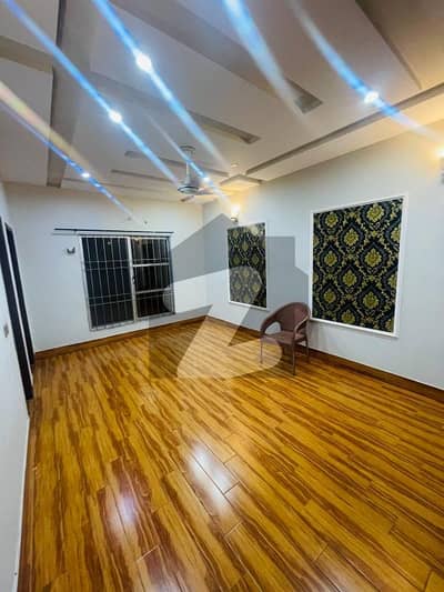 10 Marla Upper Portion For Rent