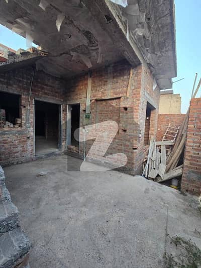 الرحمان گارڈن لاہور میں 4 کمروں کا 5 مرلہ مکان 1.1 کروڑ میں برائے فروخت۔