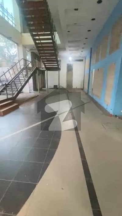 طارق روڈ کراچی میں 12 مرلہ علاوہ 20.0 لاکھ میں کرایہ پر دستیاب ہے۔