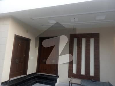 واپڈا سٹی فیصل آباد میں 2 کمروں کا 10 مرلہ زیریں پورشن 58.0 ہزار میں کرایہ پر دستیاب ہے۔