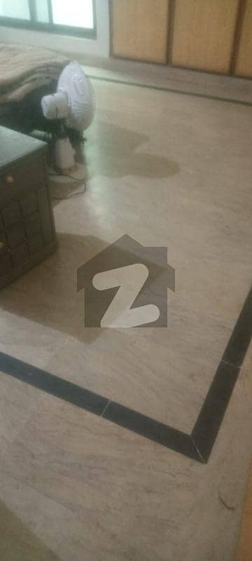 ڈی ایچ اے فیز 3 - بلاک زیڈ فیز 3,ڈیفنس (ڈی ایچ اے),لاہور میں 3 کمروں کا 5 مرلہ مکان 1.25 لاکھ میں کرایہ پر دستیاب ہے۔