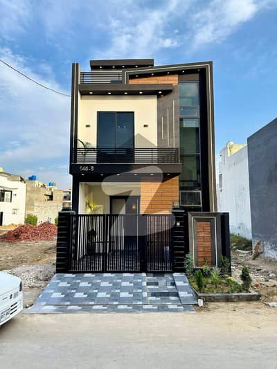5 MERLA BRAND NEW FULL FURNSHID MODREN DESIGN HOUSE FOR RENT IN DHA PHASE 6