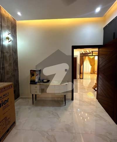 3Bed DDL 125sq yd Villa FOR SALE at ALI BLOCK All amenities nearby including MOSQUE, General Store & Parks
