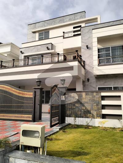 G-13/2 Street 47 Sun Face Brand New House 50x90 Ideal Location