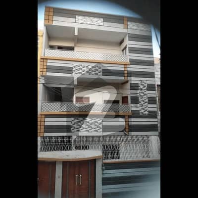 نارتھ کراچی ۔ سیکٹر 11ای نارتھ کراچی,کراچی میں 9 کمروں کا 3 مرلہ مکان 1.7 کروڑ میں برائے فروخت۔