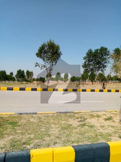 ڈی ایچ اے ویلی - لِلی سیکٹر ڈی ایچ اے ویلی,ڈی ایچ اے ڈیفینس,اسلام آباد میں 8 مرلہ رہائشی پلاٹ 40.0 لاکھ میں برائے فروخت۔