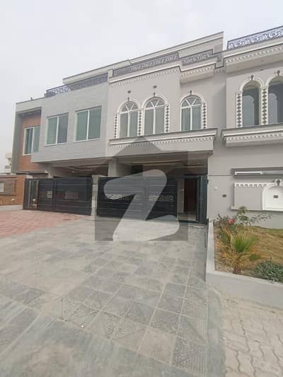 ممتاز سٹی اسلام آباد میں 5 کمروں کا 6 مرلہ مکان 2.9 کروڑ میں برائے فروخت۔