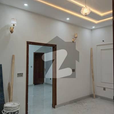 5 MARLA UPPER PORTION AVAILABLE FOR RENT