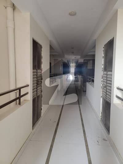 برج-ال-حرمین یونیورسٹی روڈ,کراچی میں 3 کمروں کا 7 مرلہ فلیٹ 1.75 کروڑ میں برائے فروخت۔