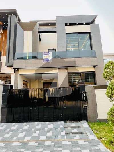 5 Marla Brand New A Plus Solid Constructed House For Sale In Park View City Lahore.