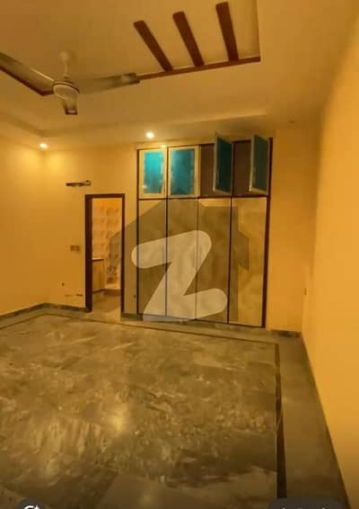 ڈی سی کالونی - بولان بلاک ڈی سی کالونی,گوجرانوالہ میں 5 کمروں کا 10 مرلہ مکان 1.1 لاکھ میں کرایہ پر دستیاب ہے۔