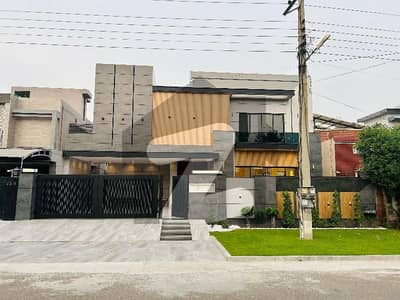 1 Kanal Brand New Super luxury ultra Modern Designer House For sale in Valencia town