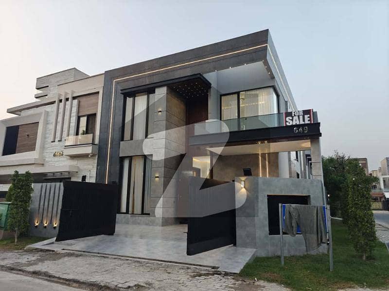 Luxurious Designer Owner Build 11 Marla Modren Design Brand New House For Sale In Bahria Town Lahore Luxurious Designer Owner Build 11 Marla Modren Design Brand New House For Sale In Bahria Town Lahore