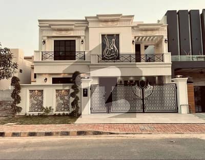 ڈی ایچ اے فیز 4 ڈیفنس (ڈی ایچ اے),لاہور میں 4 کمروں کا 10 مرلہ مکان 1.5 لاکھ میں کرایہ پر دستیاب ہے۔