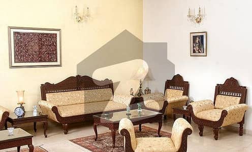 ایف ۔ 6 اسلام آباد میں 6 کمروں کا 2 کنال مکان 45.0 کروڑ میں برائے فروخت۔