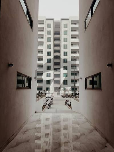 عسکری 10 عسکری,لاہور میں 4 کمروں کا 13 مرلہ فلیٹ 1.58 لاکھ میں کرایہ پر دستیاب ہے۔